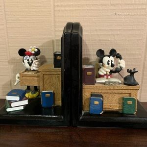 Mickey and Minnie Mouse Book Ends